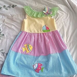 Girls dress 👧